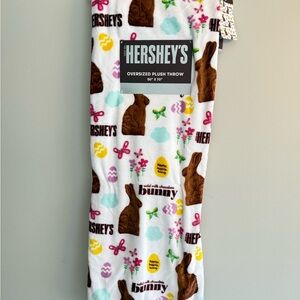 Hershey's Easter Egg White Oversized Plush Throw 50in x 70in Blanket New